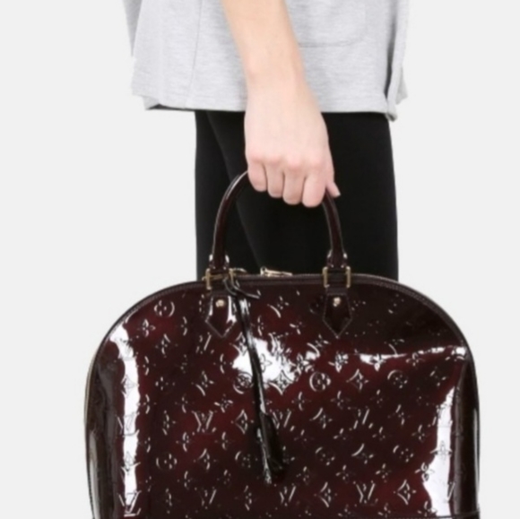 Authentic EUC Louis Vuitton GM Alma Red Fauviste Vernis Handbag with Dustbag. - Picture 4 of 17